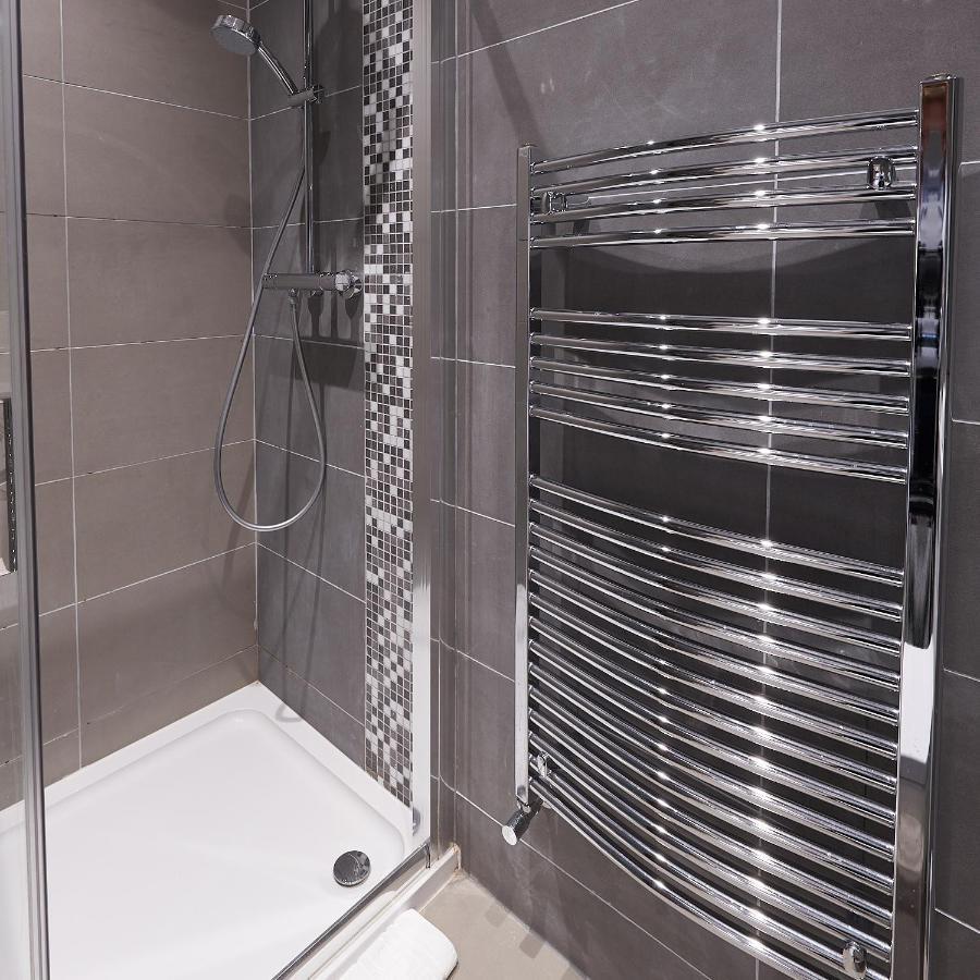 Luxustay Clyde House Milton Keynes Exterior photo